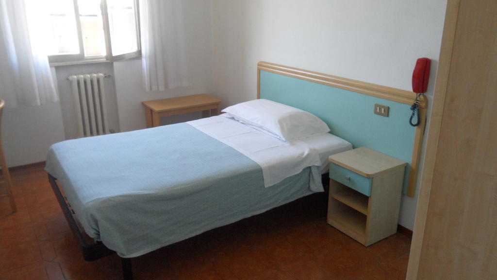 Hotel Autostop Duardi Bertinoro Zimmer foto